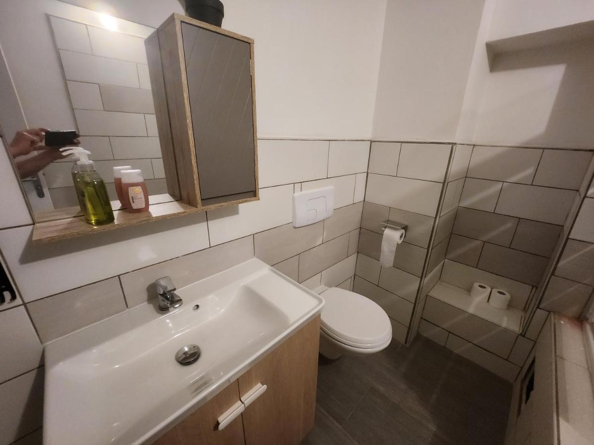 Spacieux 2 Chambres, Lumineux Bar-le-Duc Kültér fotó